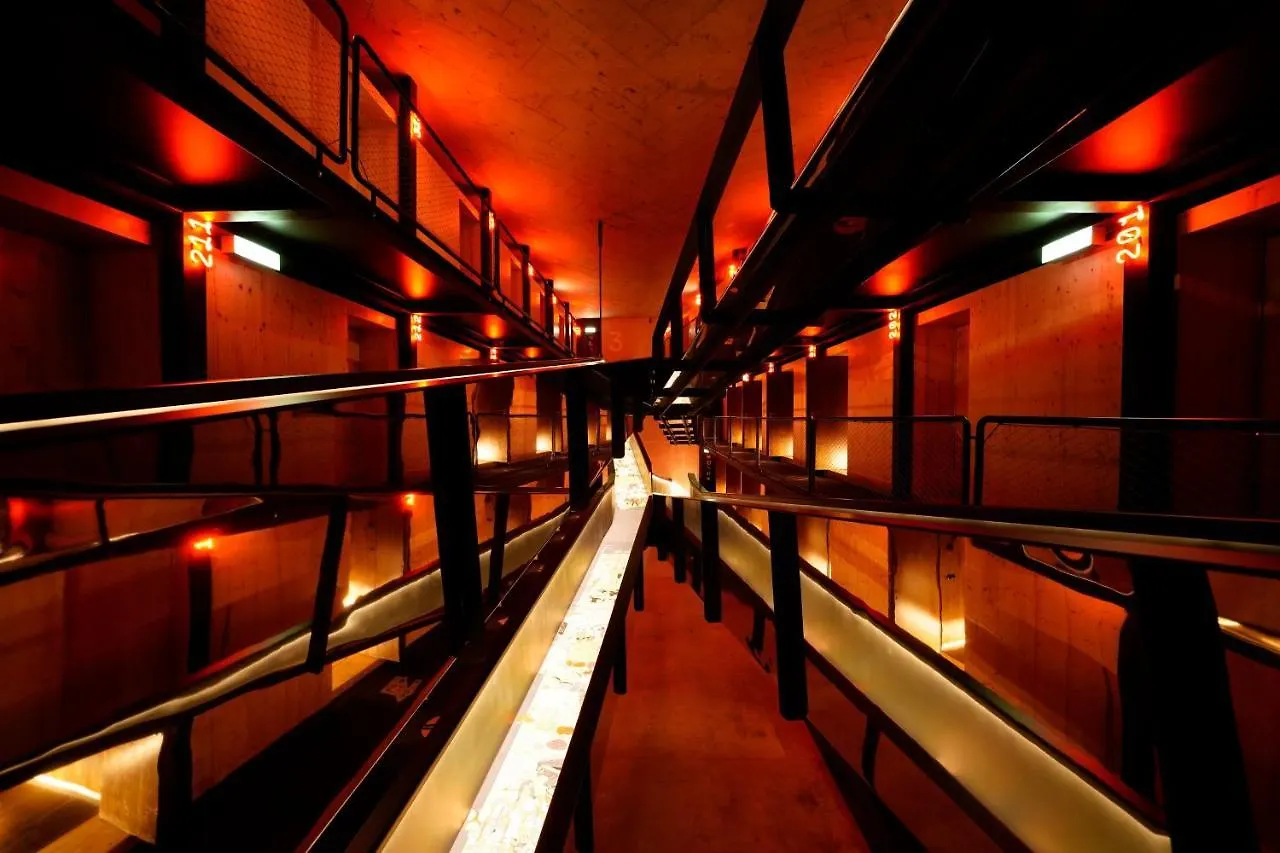 Hotel Zero Box Lodge Coimbra