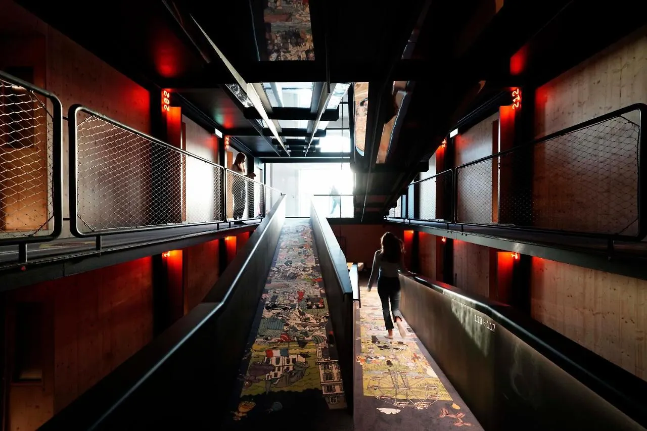 Hotel Zero Box Lodge Coimbra