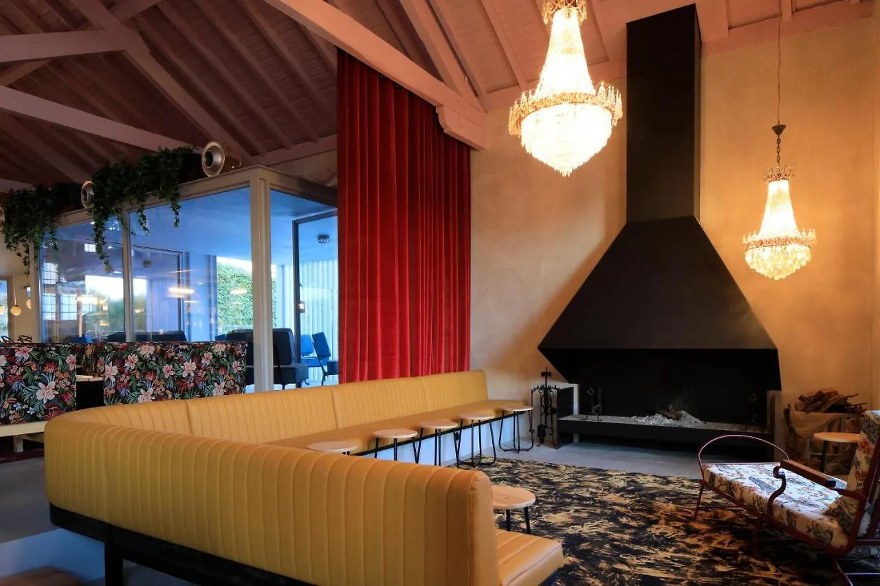 Zero Box Lodge Coimbra Hotel